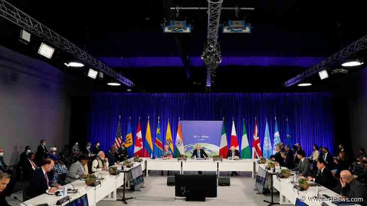 Artists on the Climate Talks, Tomb of Treasurer to Ramses II Found, and More: Morning Links for November 2, 2021