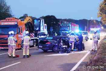 Geen gewonden bij ongeval op Provinciale Steenweg (Boechout) - Gazet van Antwerpen Mobile - Gazet van Antwerpen
