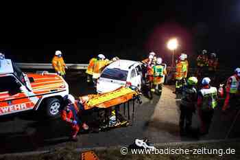 Was macht die Feuerwehr, wenn zwei Unfälle in wenigen Minuten passieren? - Kenzingen - Badische Zeitung