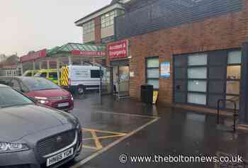 Queues and waits of 4 hours at Royal Bolton Hospital's Accident and Emergency - The Bolton News