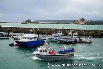 France 'stepping back' from fishing threats against the UK