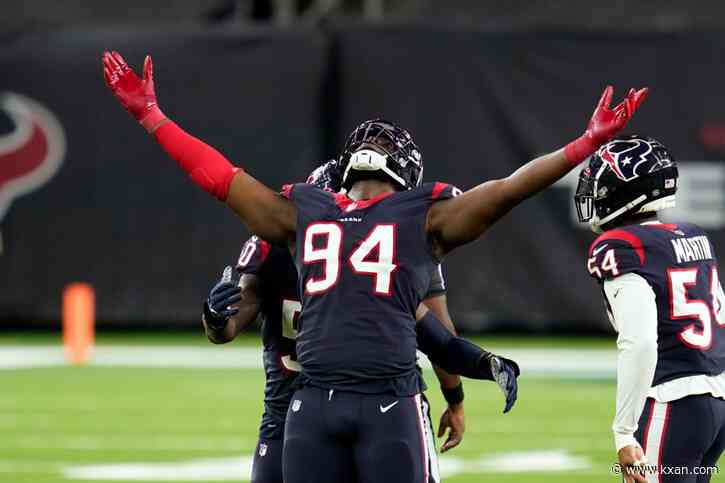Texans trade former Longhorns lineman Charles Omenihu to San Francisco