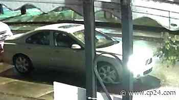 Images of car used in Toronto police substation shooting released - CP24 Toronto's Breaking News
