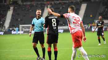 "Collinas Erben" fühlen mit: Schiri-Stress in Frankfurt und Augsburg - n-tv NACHRICHTEN