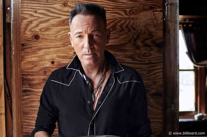 Bruce Springsteen In Talks to Sell Recorded Music Catalog to Sony Music