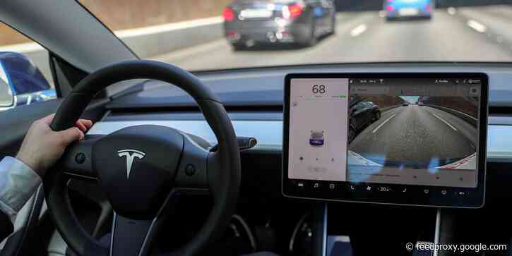 Why Tesla's Full Self-Driving software is so controversial