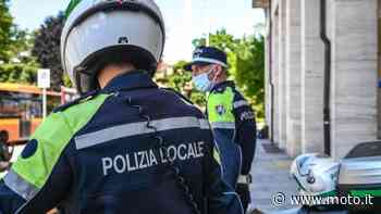 Cuneo: minorenne scappa in moto dalla polizia, rintracciato tramite i social - Moto.it