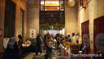 Arriva a Bari VinoKilo: moda vintage e riciclata che si compra e si vende al chilo. "Così si aiuta l'ambiente" - La Repubblica