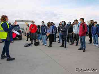 East Aurora School District 131: East Aurora High School Students Visit Manufacturing And Engineering Plant - Patch.com