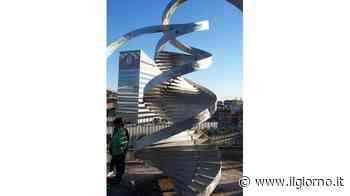 Parco del Portello, donata l’opera “DNA’’ di Jencks - IL GIORNO