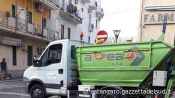 Rifiuti a Crotone, Akrea ha un anno di tempo per scongiurare la dismissione - Gazzetta del Sud - Edizione Catanzaro, Crotone, Vibo