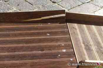 Danneggiata la pedana dell'info point Turenum montata dieci giorni fa - TraniViva