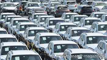 Neuwagen-Zulassungen: Zahl der Autoverkäufe weiter stark rückläufig