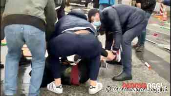 Prato della Valle: la protesta contro Bolsonaro respinta a cariche e colpi di idrante - PadovaOggi