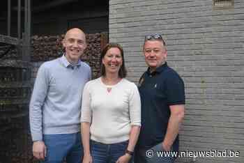 Sandra De Leeuw-Goussey geeft schepenambt door aan Philip Ghekiere: “Niet meer te combineren met mijn bankkantoor en zwemklasjes”