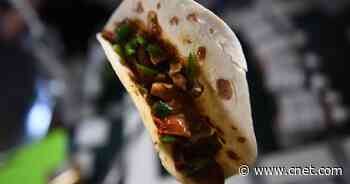 NASA astronauts harvest green chile on ISS, make space tacos     - CNET