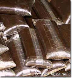 Minturno, oltre 6 kg di hashish nascosti dietro la targa: in manette un uomo – Luna Notizie – Notizie di Latina - Lunanotizie