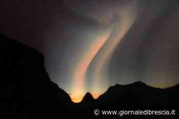 La foto spettacolare dell'aurora boreale sul Gran Zebrù - Giornale di Brescia