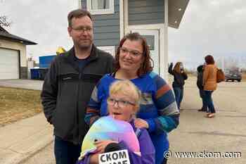 Dream comes true for Saskatoon girl with custom 'she shed' - CKOM News Talk Sports