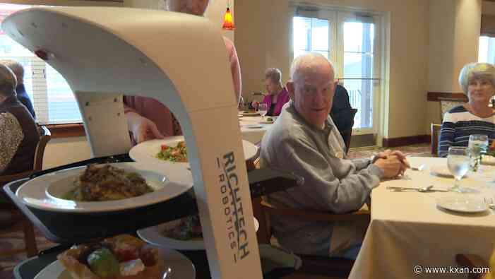 Robot moves into Austin assisted living center, serves residents meals amid worker shortage