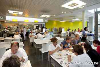 Gevolgen van vierde coronagolf laten zich voelen: cafetaria’s in ziekenhuizen gaan dicht