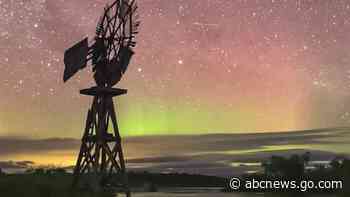 WATCH:  Photographer captures timelapse of Aurora Australis