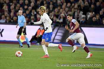Racing Genk-West Ham: 86' Daar is gelijkmaker vanuit het niets: Soucek verschalkt zijn eigen doelman