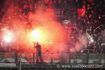 🎥 Even schrikken! Feyenoord-fan valt in gracht bij vieren van doelpunt in stadion Berlijn