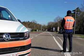 Verkeershinder door waterlek in Kasterlee - Gazet van Antwerpen