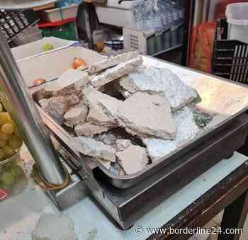 Bari, paura al mercato della Manifattura: crolla intonaco dal soffitto. Donna ferita - Borderline24.com