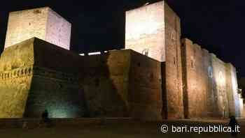Bari, il castello non ha più un lato oscuro: riaccese le luci. "Così un freno per vandali" - La Repubblica