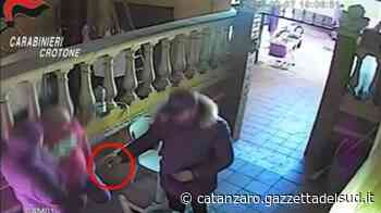 Crotone, spaccio di droga nel quartiere dei rom. Il pm: giudizio immediato per 11 indagati - Gazzetta del Sud - Edizione Catanzaro, Crotone, Vibo