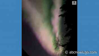 Video Aurora borealis lights up Alaska night sky - ABC News