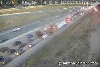 Rollover crash at 6th and I-225 closes interstate in Aurora Thursday morning - Sentinel Colorado