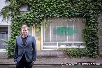 Te koop: geboortehuis van Ostaijen (stad Antwerpen alvast niet geïnteresseerd)