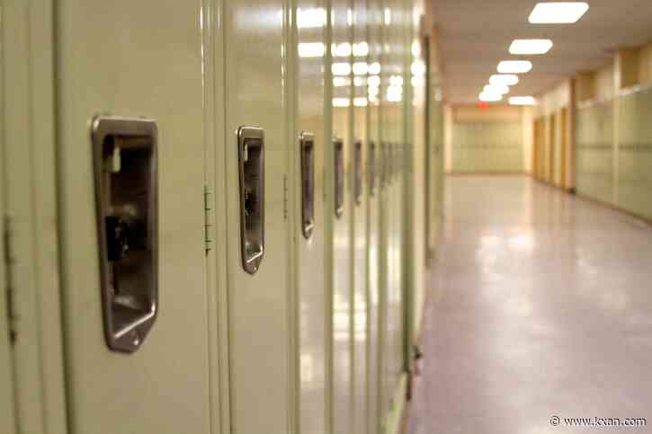 Roughly 865K Texas students are behind on math proficiency, TEA says