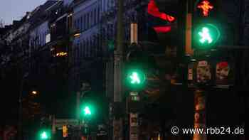 Land Berlin übernimmt ab 2023 das Management der Ampeln - rbb24