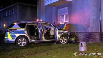 Essen: Polizeiauto kracht in Haus – Bewohner dachte an Bombe - WAZ News
