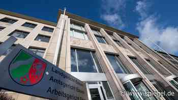 Essen: Arzt wegen Totschlags an Covid-Patienten zu dreieinhalb Jahren Haft verurteilt - DER SPIEGEL