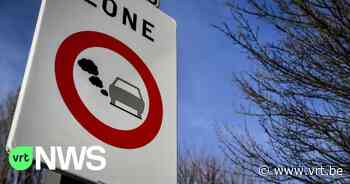 Borden voor Brusselse lage- emissiezone stonden tijdlang omgedraaid in Dilbeek: "Boete kan je betwisten" - VRT NWS