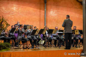 Hohe Auszeichnung: Wofür Gerhard Fetzer aus Giengen das Bundesverdienstkreuz am Bande erhielt - Heidenheimer Zeitung