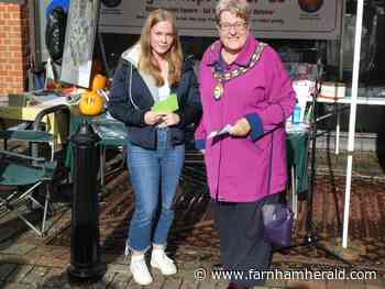 Climate campaigners urge governments to take action now - Farnham Herald