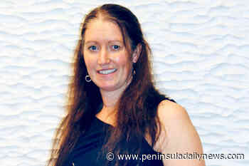 Marathon race director wins statewide award - Peninsula Daily News