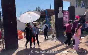 Llevan flores a todos los santos en San Juan del Río - El Sol de San Juan del Río