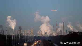 Movement to keep fossil fuels in the ground gaining momentum in Canada and abroad