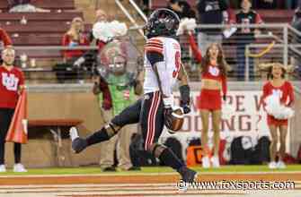 Tavion Thomas rushes for four TDs in the first half as Utah pummels Stanford, 52-7
