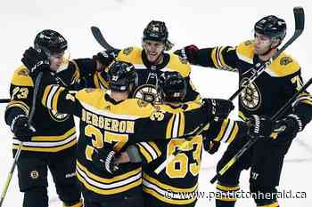 Islanders' Nelson, Bruins' Bergeron each score 4 goals | National Sports | pentictonherald.ca - pentictonherald.ca