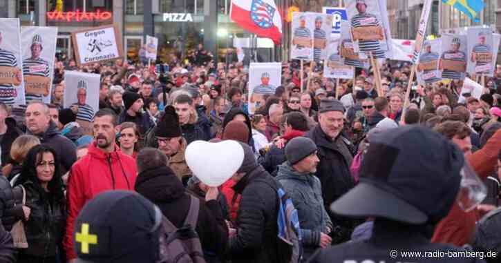 Demo in Leipzig gegen Corona-Maßnahmen – Aufzug verhindert