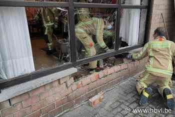 Voertuig spoorloos nadat het gevel ramde in Lommel - Het Belang van Limburg