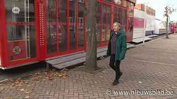 Kermiskramen blokkeren de winkel van Vera: “Dit is niet leuk, nee”